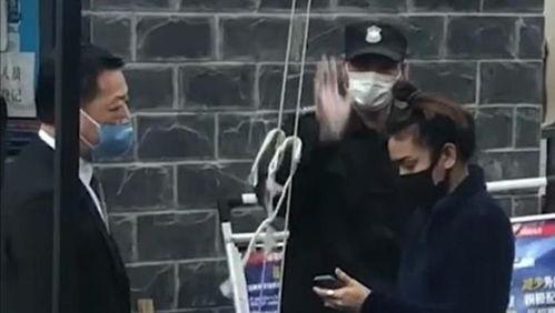 外国人看夜凯爆料视频,外国人视角下的中国夜生活  第3张 外国人看夜凯爆料视频,外国人视角下的中国夜生活  第3张