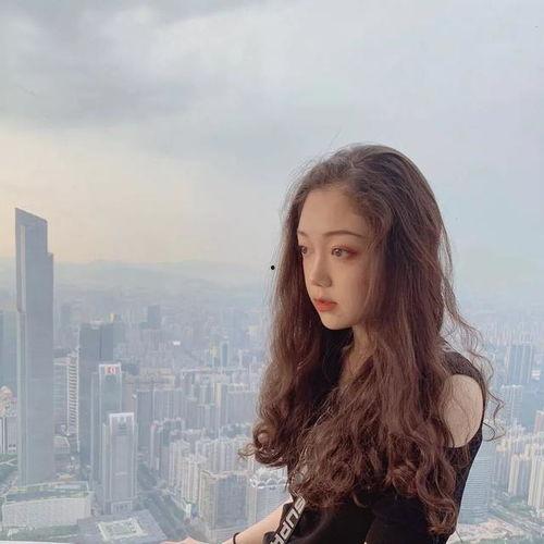 希林娜依最新爆料,揭秘她的成长故事与音乐梦想  第3张 希林娜依最新爆料,揭秘她的成长故事与音乐梦想  第3张