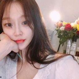 女网红最新爆料大全图片,揭秘娱乐圈不为人知的秘密瞬间  第3张 女网红最新爆料大全图片,揭秘娱乐圈不为人知的秘密瞬间  第3张