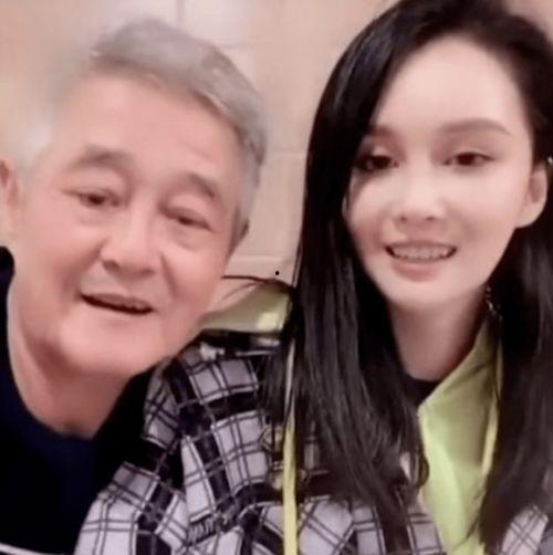 女儿爆料亲妈视频大全,温馨瞬间,笑料百出  第3张 女儿爆料亲妈视频大全,温馨瞬间,笑料百出  第3张